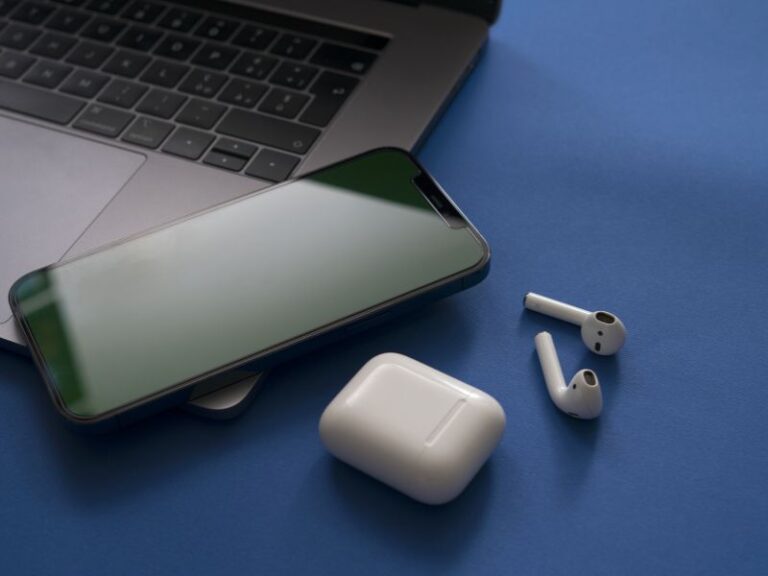 Top Gadgets for Tech Lovers